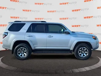 2020 Toyota 4Runner photo 6