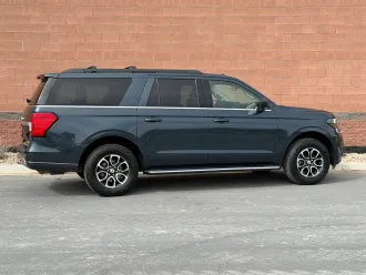 Expedition Max 9