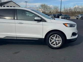 2022 Ford Edge photo 4