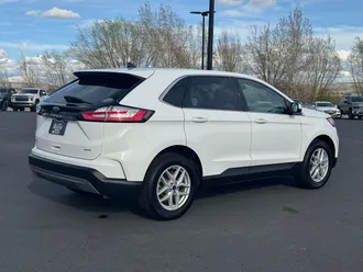 2022 Ford Edge photo 6