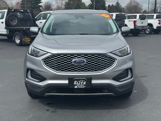 2023 Ford Edge photo 2