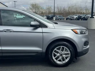 2023 Ford Edge photo 4
