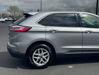 2023 Ford Edge photo 5