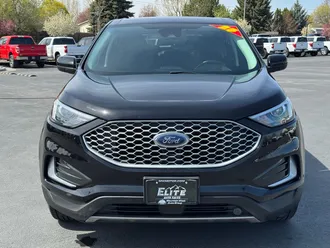 2023 Ford Edge photo 2