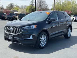 2023 Ford Edge photo 3