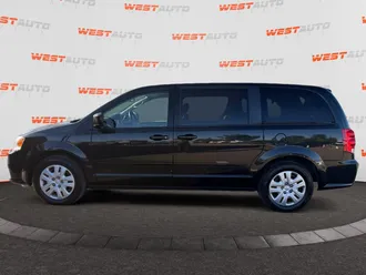 2017 Dodge Grand Caravan photo 2