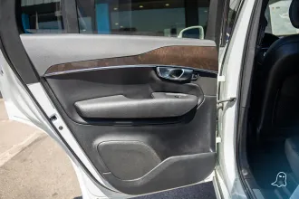 XC90 39