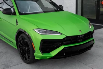 2026 Lamborghini Urus photo 5