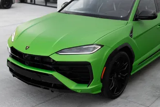 2026 Lamborghini Urus photo 6