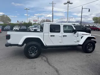 2022 Jeep Gladiator photo 5