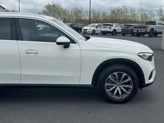 2024 Mercedes-Benz GLC photo 4