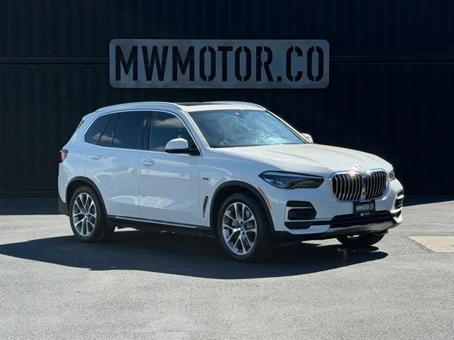 2023 BMW X5 xDrive45e