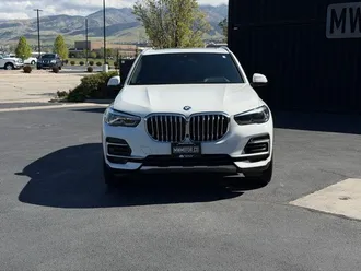 2023 BMW X5 photo 2