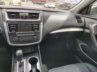 Altima 16