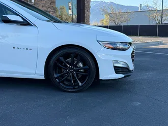 2024 Chevrolet Malibu photo 4