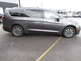2021 CHRYSLER PACIFICA photo 4