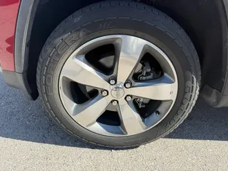 Grand Cherokee 7