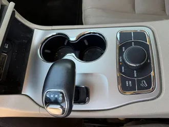 Grand Cherokee 20