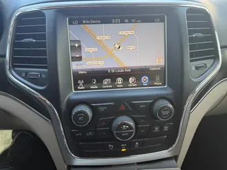 Grand Cherokee 23