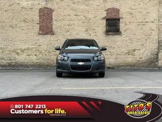2013 Chevrolet Sonic photo 4