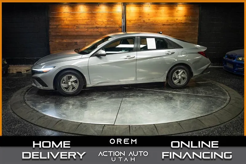 2025 HYUNDAI ELANTRA SE