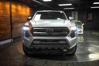 2025 TOYOTA TACOMA photo 4