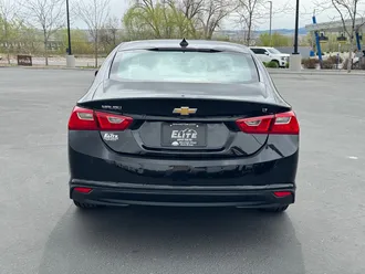 2025 Chevrolet Malibu photo 7