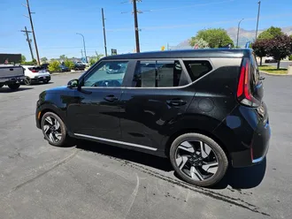 2023 Kia Soul photo 5