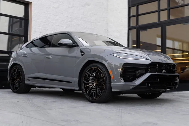 2026 Lamborghini Urus