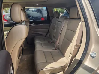 Grand Cherokee 13