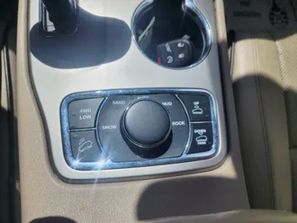 Grand Cherokee 26