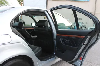 5 Series 28