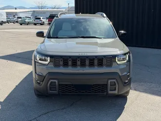 2026 Jeep Cherokee photo 3