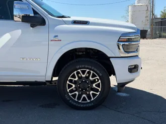 2026 Ram 3500 photo 4