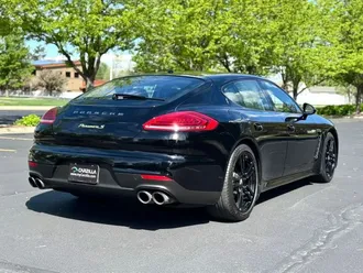 Panamera 4