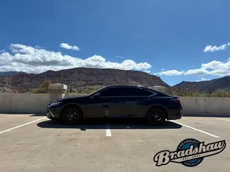 2024 Lexus ES photo 4
