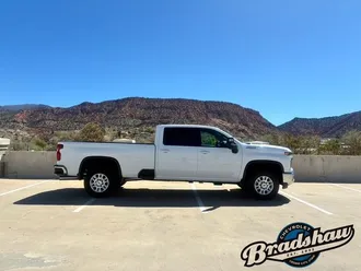 2026 Chevrolet Silverado 3500HD photo 3