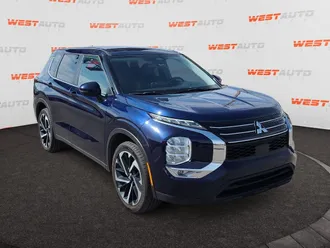 2024 Mitsubishi Outlander photo 7