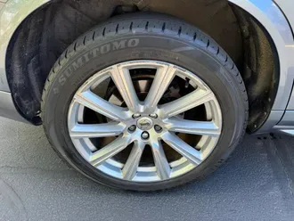 XC90 34