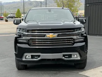2021 Chevrolet Silverado 1500 photo 2