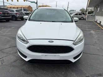 2015 Ford Focus photo 2