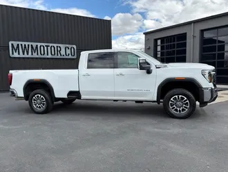 2024 GMC Sierra 3500HD photo 5