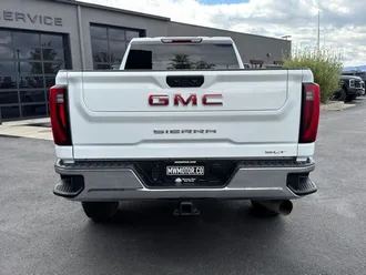 2024 GMC Sierra 3500HD photo 6