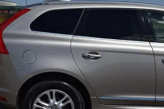 XC60 8