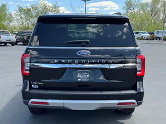 2024 Ford Expedition photo 7