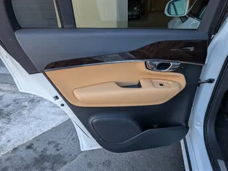 XC90 T6 Momentum 24
