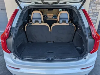 XC90 T6 Momentum 31