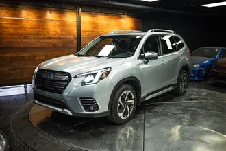 2023 SUBARU FORESTER photo 2