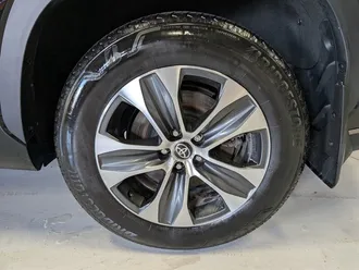 Highlander Hybrid XLE 14