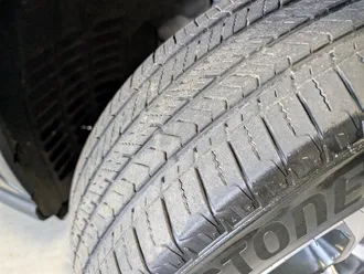 Highlander Hybrid XLE 16
